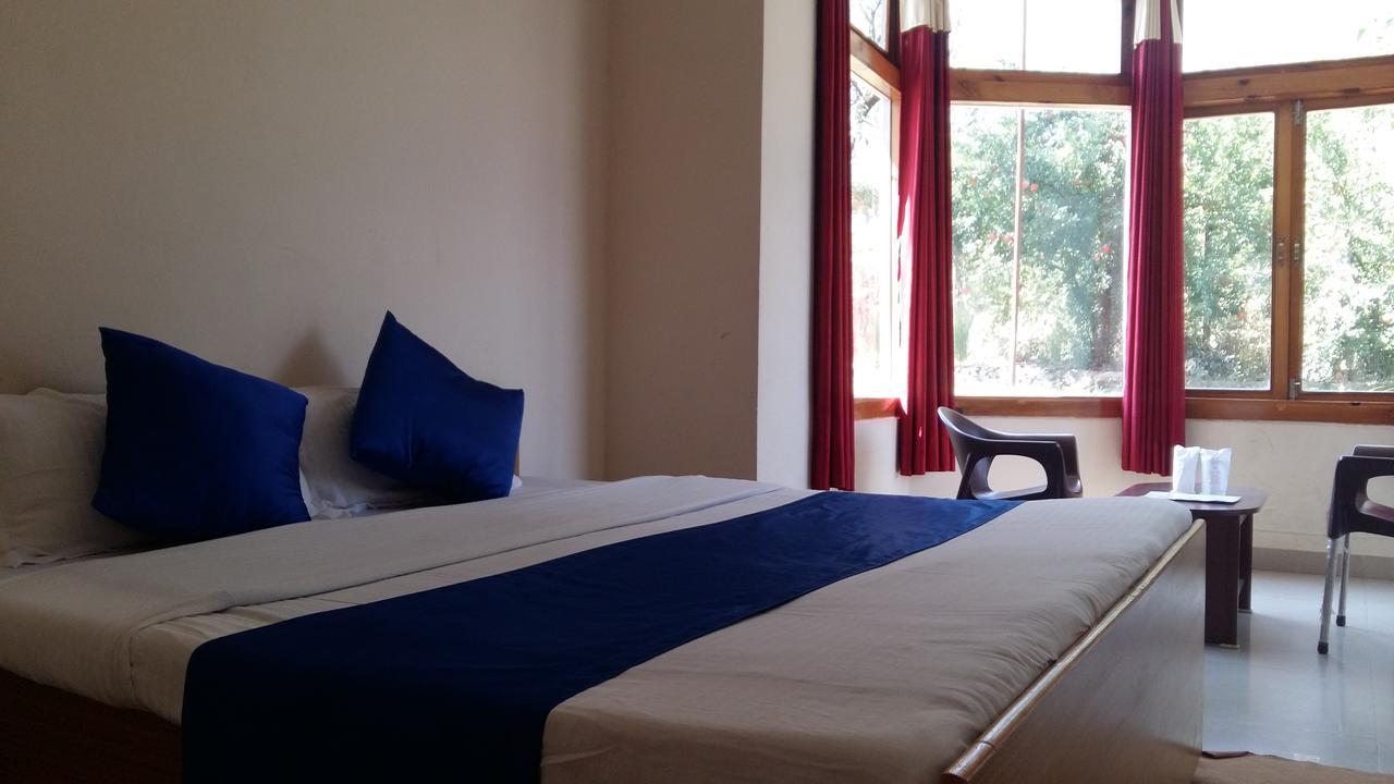 The Tara Villa Shamshi Buitenkant foto