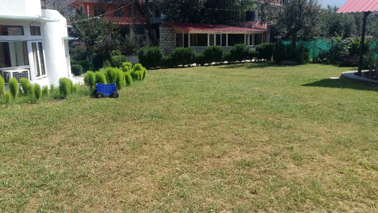 The Tara Villa Shamshi Buitenkant foto