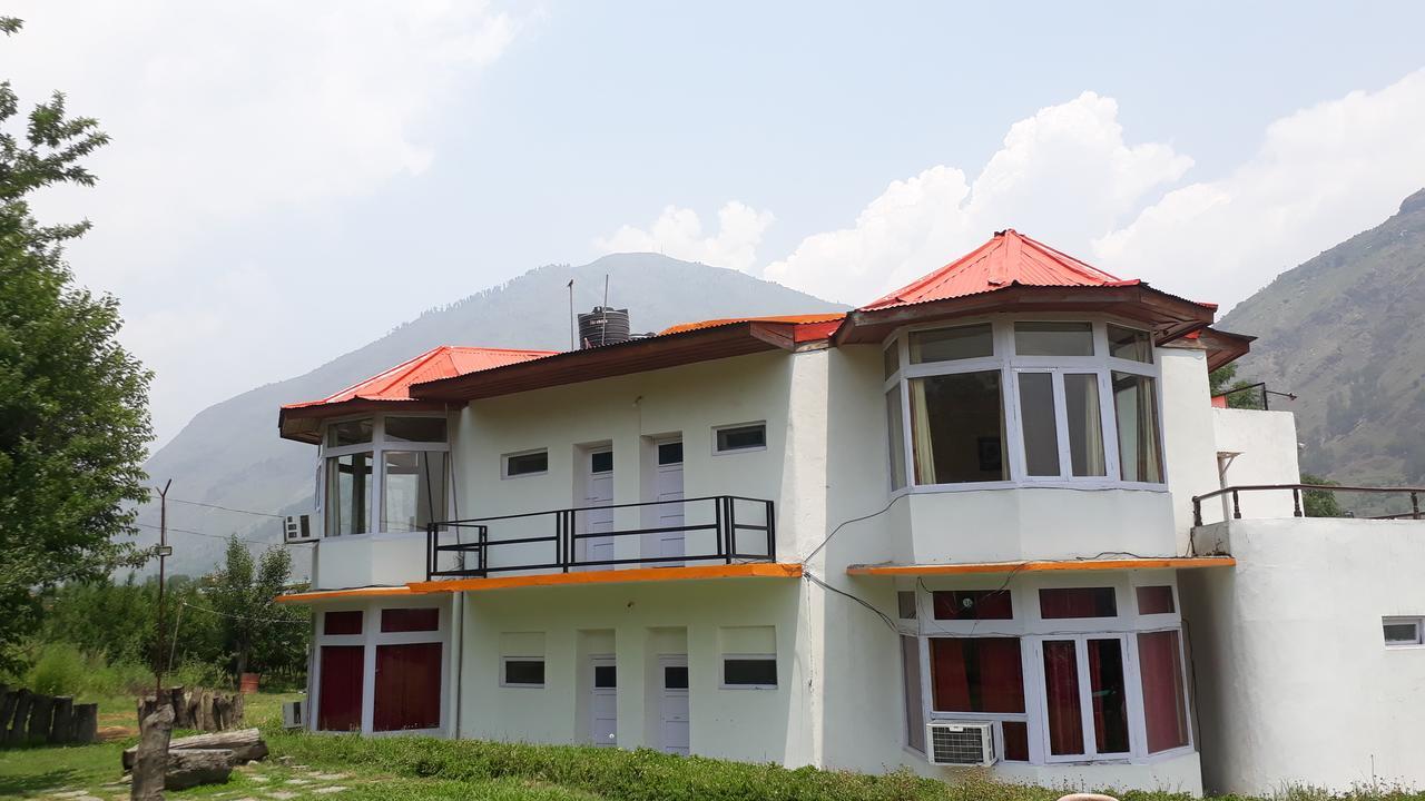 The Tara Villa Shamshi Buitenkant foto